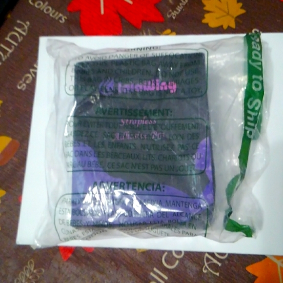 LalaWing Strapless Adhesive Bra size D - Picture 1 of 6